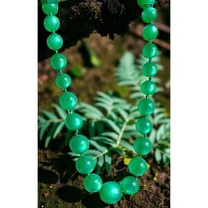 Emerald Green Moonglow Lucite Bead Mid Century Modern Vintage Estate Necklace
